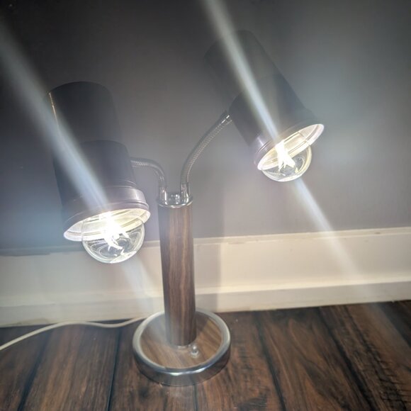 Vintage MCM Double Gooseneck Desk Table Lamp Aluminum Woodgrain 3 way Switch - Picture 7 of 14